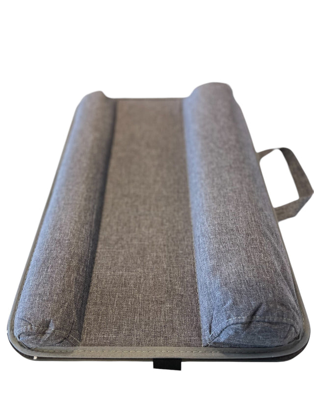 Ergonomisk og flot computerbord - brug den til både seng, kørestol eller sofa. Grå/sort - Seniorpleje - Puder - Seniorpleje - AMZ - HAU01 -