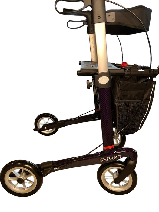 Ultra let kulfiber rollator - Smuk dyb LILLA. Kun 5,5 kg. Sammenklappelig & transportabel - Seniorpleje - Udendørs rollator - Mobilex - MBX-312408 - Large/ 62 cm -Dyb lilla -